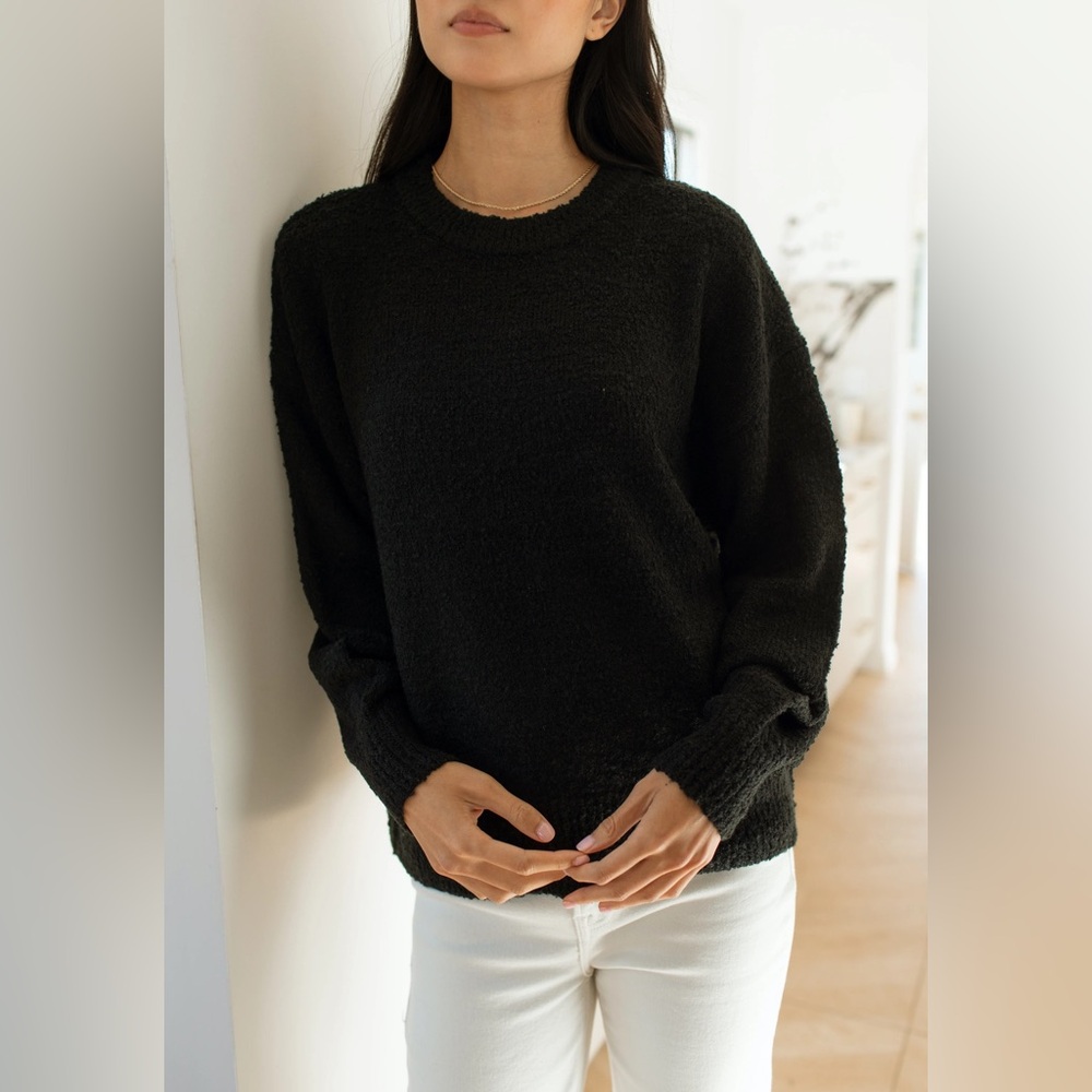 Carly Jean Los Angeles Luca Sweater - Black